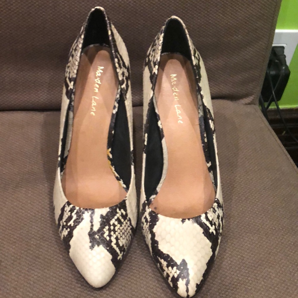 Maiden Lane Snake Print Pumps
